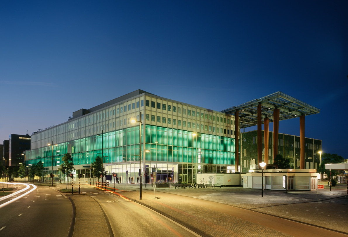 Shopping Mall “La Piazza” – Fuksas